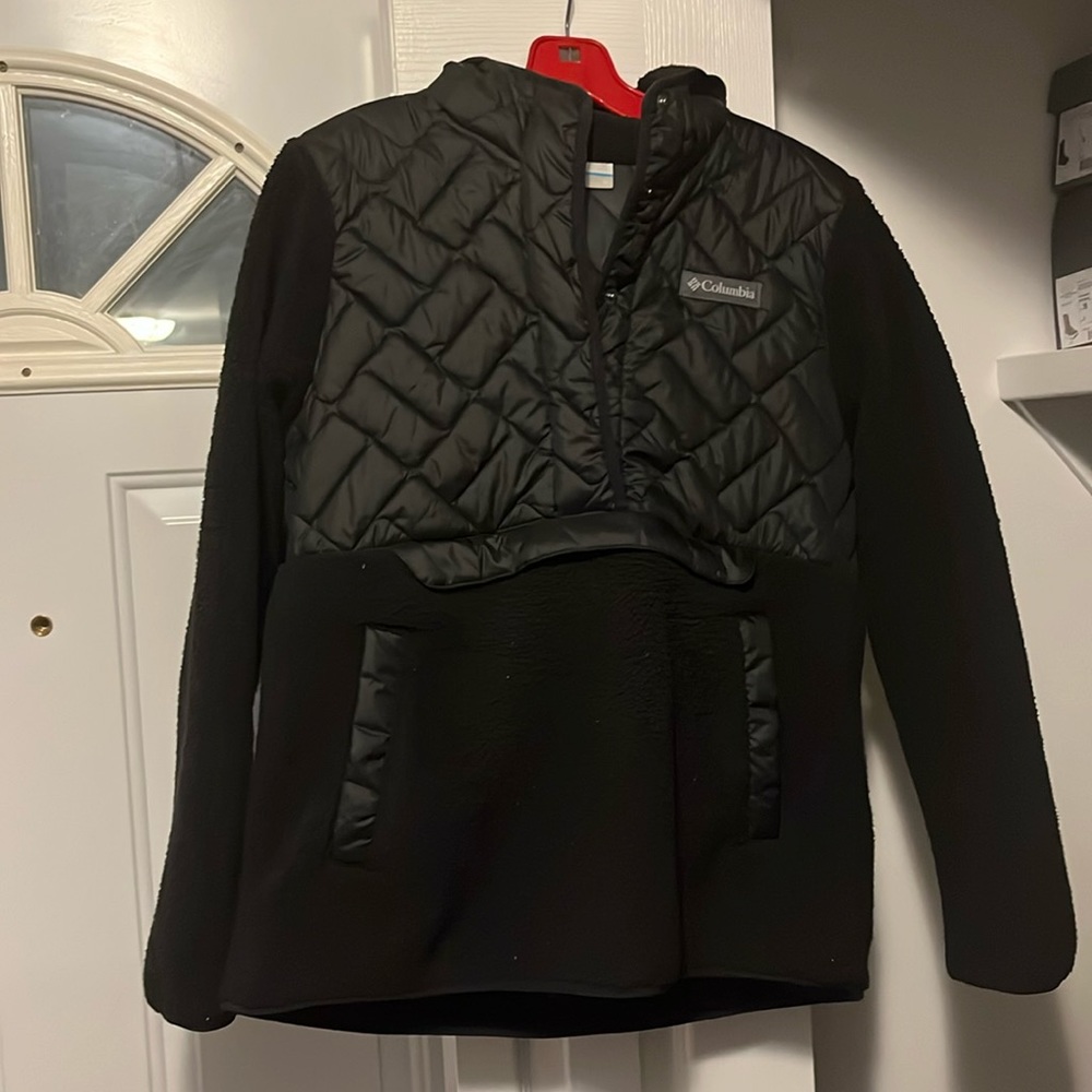 Columbia quilted/sherpa hoodie, M
